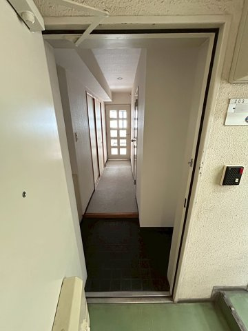 【玄関】