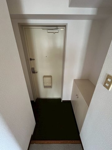 【玄関】