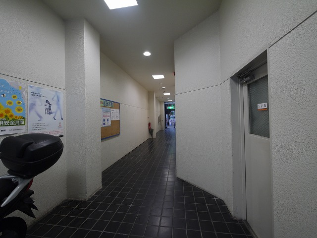 服部ビル