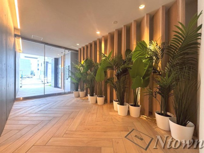 【ロビー】 | GranVia丸の内 | ゆとりのあるロビーです