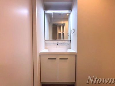 【独立洗面台】 | GranVia丸の内 | 独立洗面台です