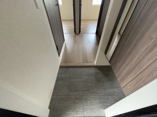 【玄関】 | Maison Clochette