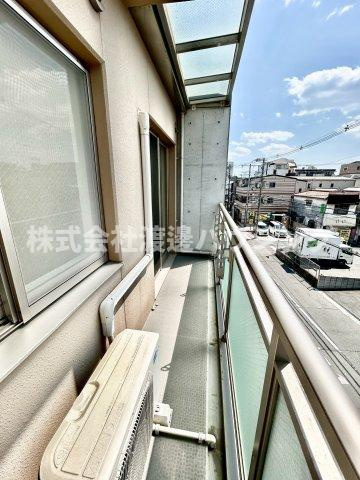 FLATZ CRODEのバルコニー