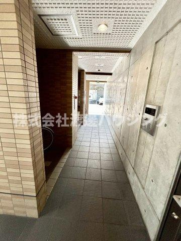 FLATZ CRODEのエントランス