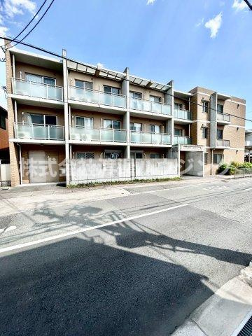 FLATZ CRODEの外観