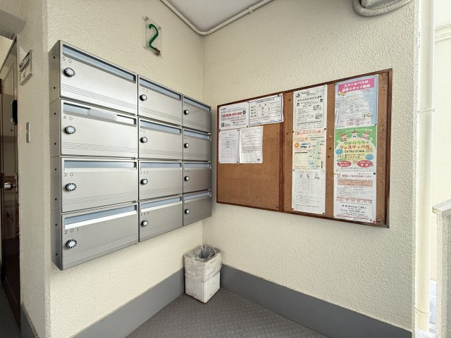 ローズハイツのエントランス