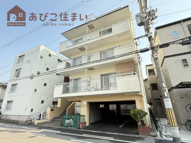 ローズハイツの外観