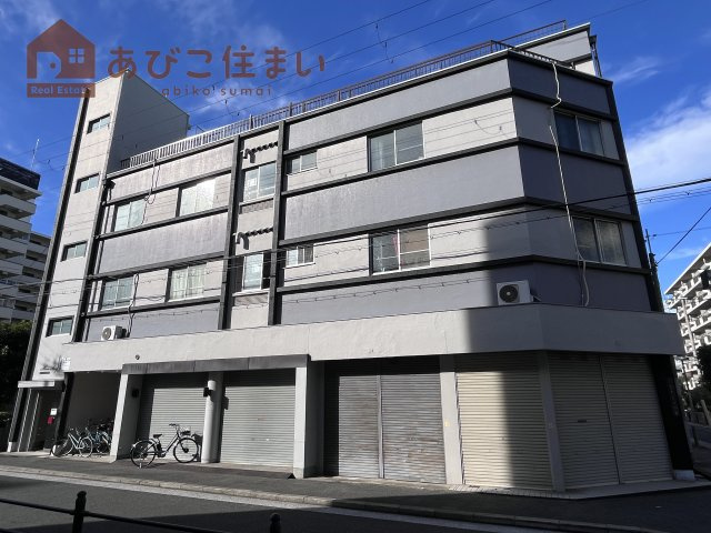 松栄ハイツの外観