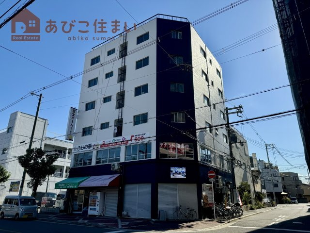 太平ビルの外観