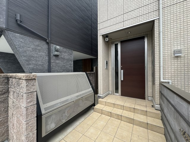 アネックス山之内のエントランス