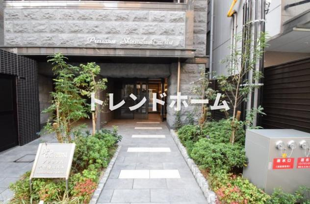 プレサンス心斎橋ニストのエントランス|選べる家電プランあり！！