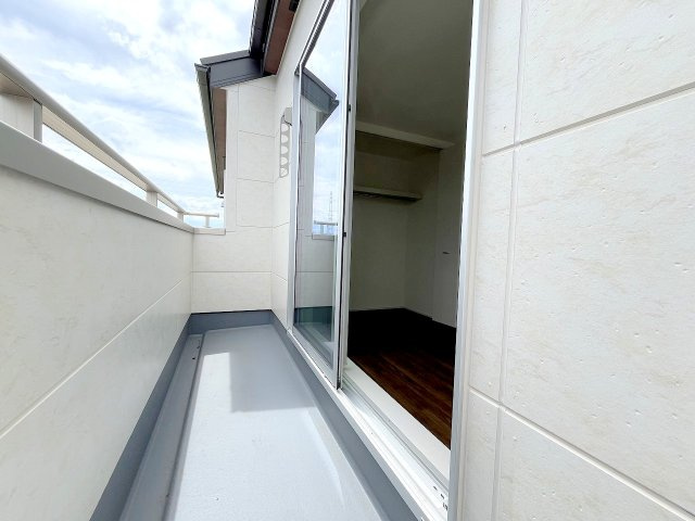 あきる野市野辺　全５棟のバルコニー