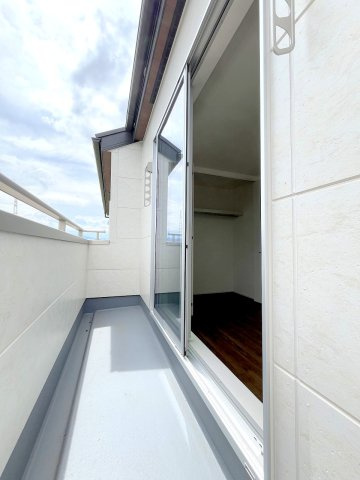 あきる野市野辺　全５棟のバルコニー