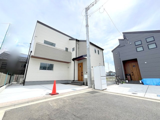 あきる野市野辺　全５棟の外観