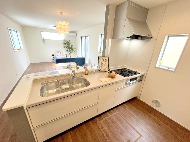 あきる野市野辺　全５棟のキッチン