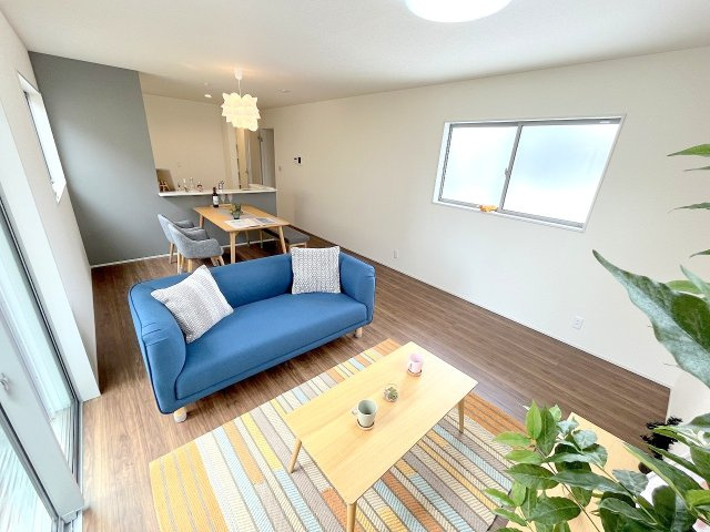 あきる野市野辺　全５棟の居間・リビング