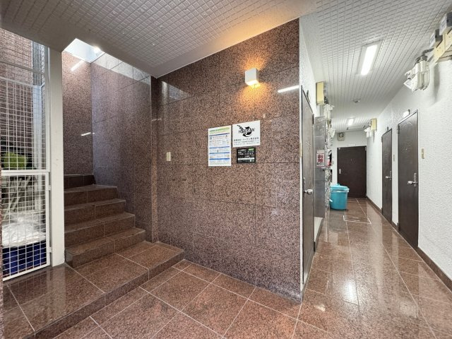 メビウス長居レジデンスのエントランス