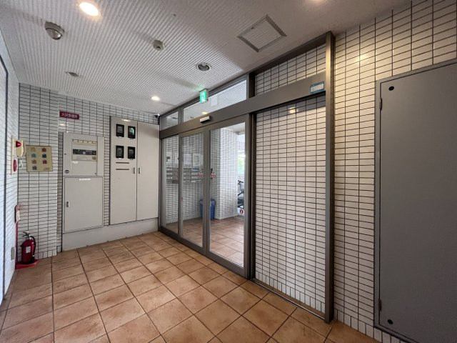 サンライズ住吉のロビー