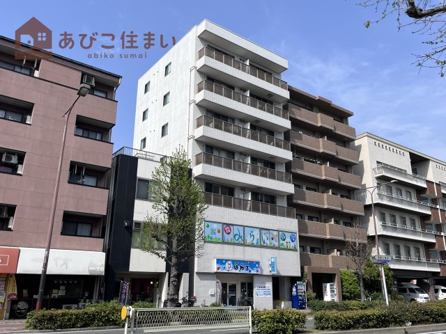 サンライズ住吉の外観