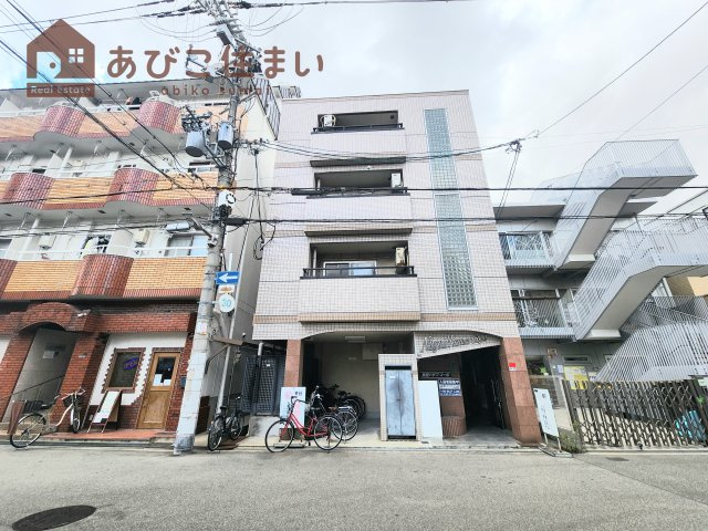 長居ハザマコーポの外観