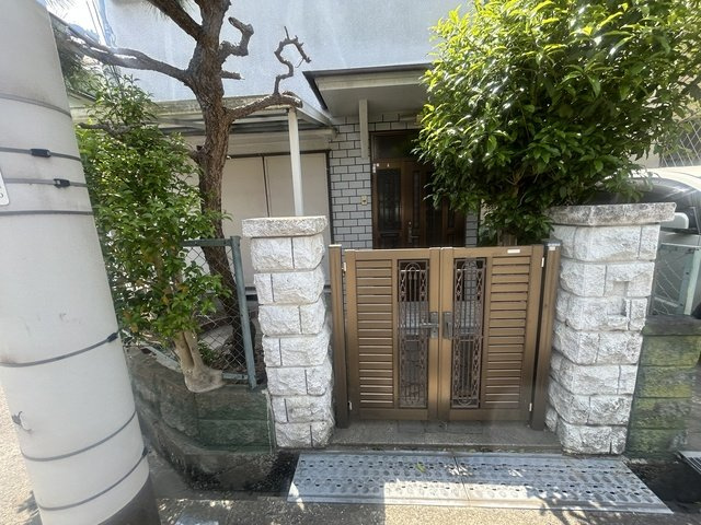 【エントランス】 | 大蔵司平山貸家（短期専用）