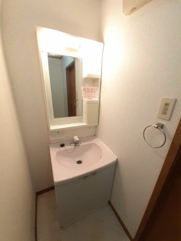 ファミールメゾンＡの洗面所