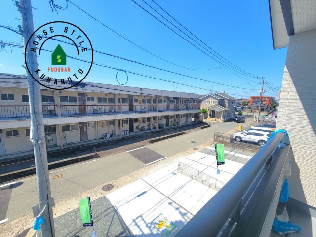 熊本市南区田井島2丁目第1-3棟（2号棟）　の展望|窓から緑が見える物件も魅力的です。