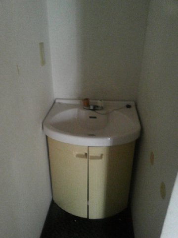 鎌ケ谷市富岡１丁目の店舗事務所