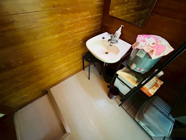 勇矢旅館の洗面所