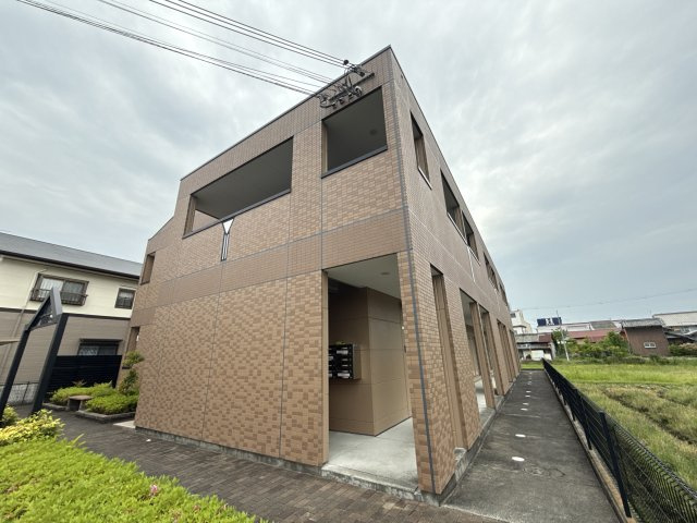 アイ・ディールの外観