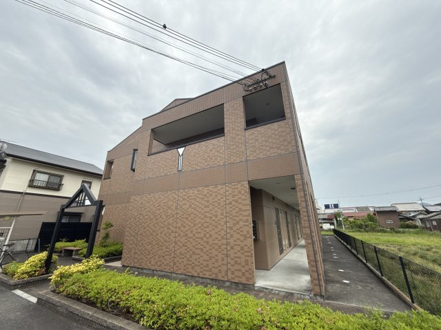 アイ・ディールの外観