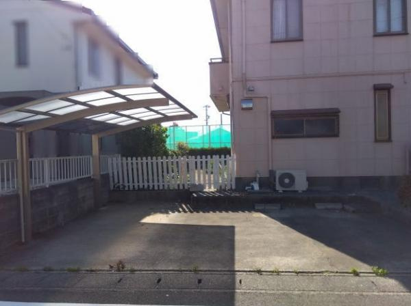 【駐車場】