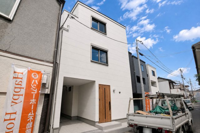 尼崎市浜田町５丁目新築一戸建て│3LDK+駐車1台可