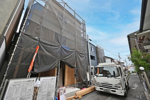 尼崎市浜田町５丁目新築一戸建ての外観|ご不明な税金・諸費用についても丁寧にサポートいたします。現地見学で、住まいのイメージやご希望をぜひお聞かせください。
