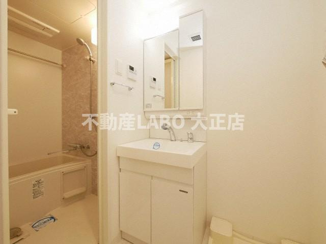 S-RESIDENCE阿波座WESTの洗面所