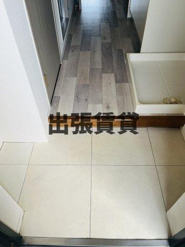 仲介手数料0円！レパラディ3の玄関