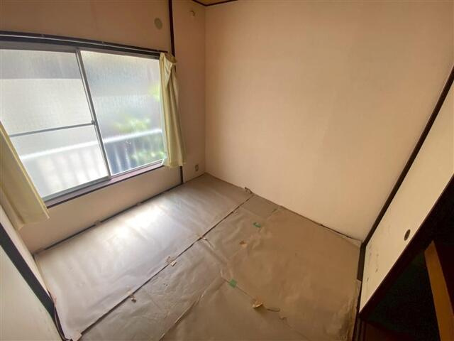 高橋コーポの和室