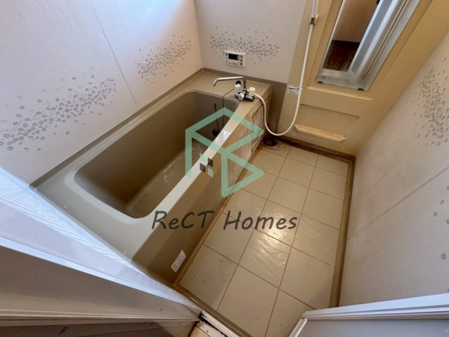 ラフィーネ’98 B棟の浴室