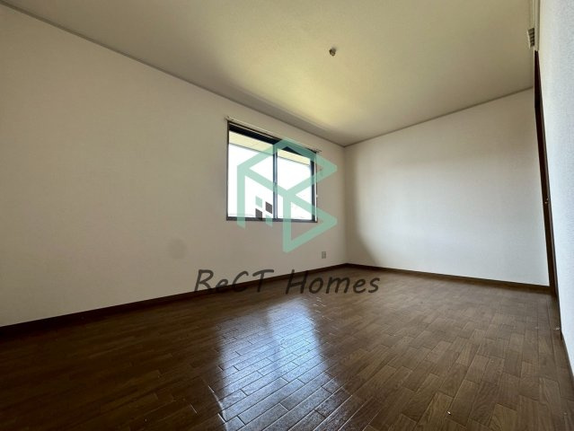 ラフィーネ’98 B棟の居間・リビング