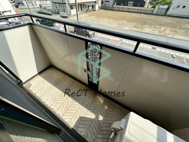 ラフィーネ’98 B棟のバルコニー