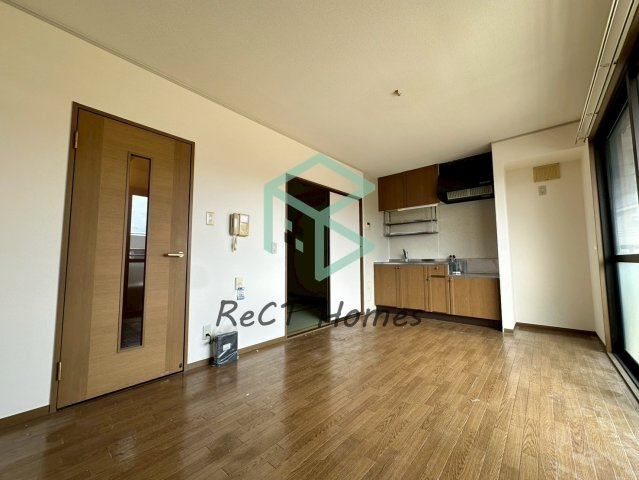 ラフィーネ’98 B棟の居間・リビング