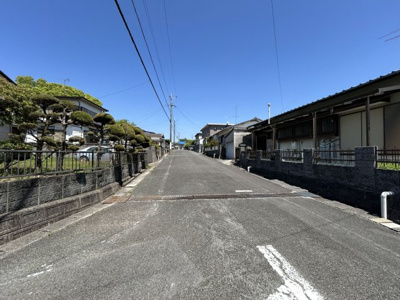 【前面道路含む現地写真】 | 東萩尾町売地