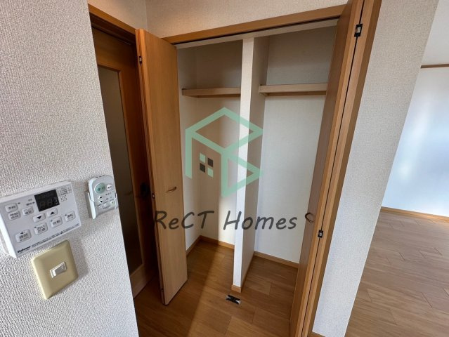 ブリーズ　アレイの収納