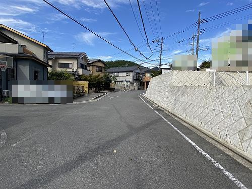 岩倉幡枝町 土地(6号地)の前面道路含む現地写真