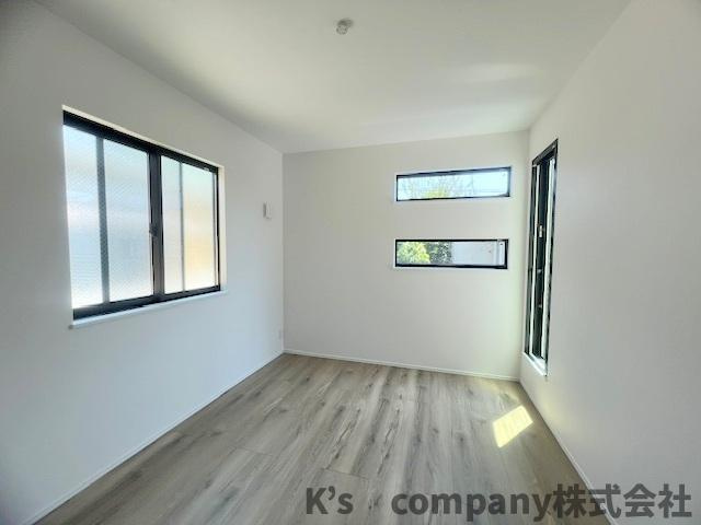 茅ヶ崎市矢畑　新築戸建　2号棟の子供部屋|洋室5.8帖◇お子様のお部屋や趣味のお部屋にいかがでしょうか♪