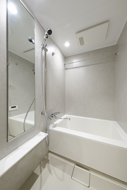 エンクレスト博多EXCEEDの浴室|きれいなお風呂です