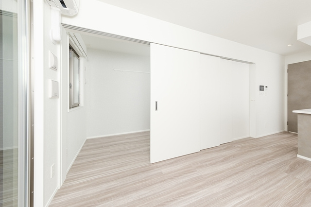 エンクレスト博多EXCEEDの居間・リビング|おしゃれな居間です