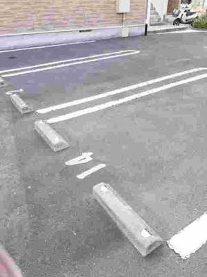 【駐車場】 | ツインコートＡ | 駐車場に車を止められます