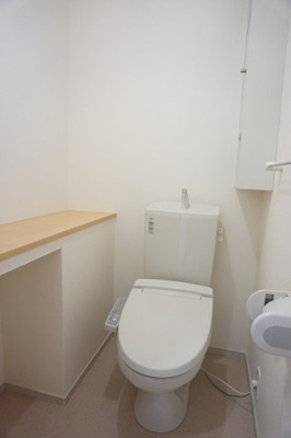 【トイレ】 | ノーブルハウス八幡－Ａ | トイレもきれいです