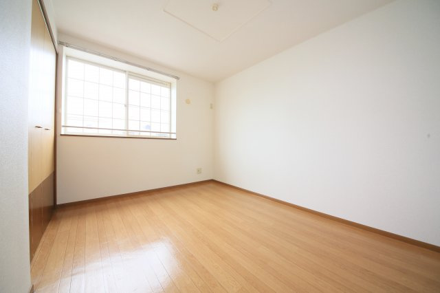 エルセランの洋室